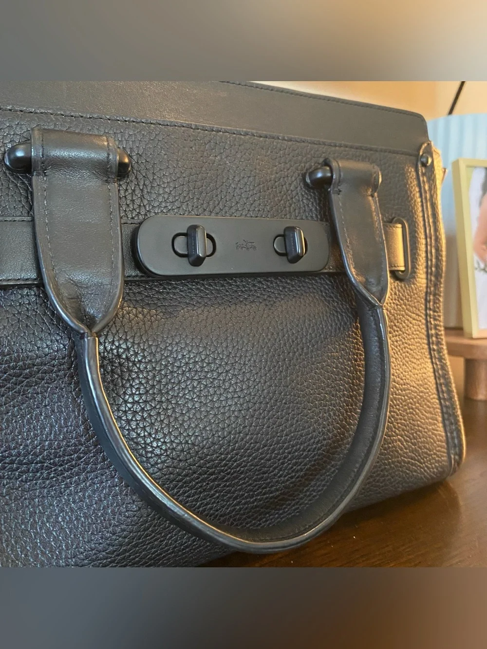 Coach Swagger 27 Black Leather Interior Satchel with Logo Patch - Picture 2 of 7